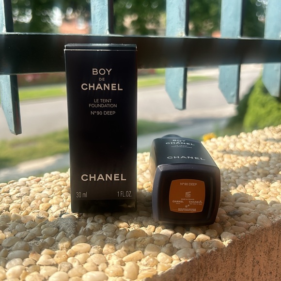 Brand New Boy De Chanel Foundation - Picture 6 of 8